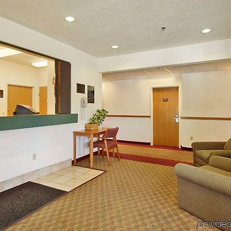 Wamego Inn And Suites インテリア 写真