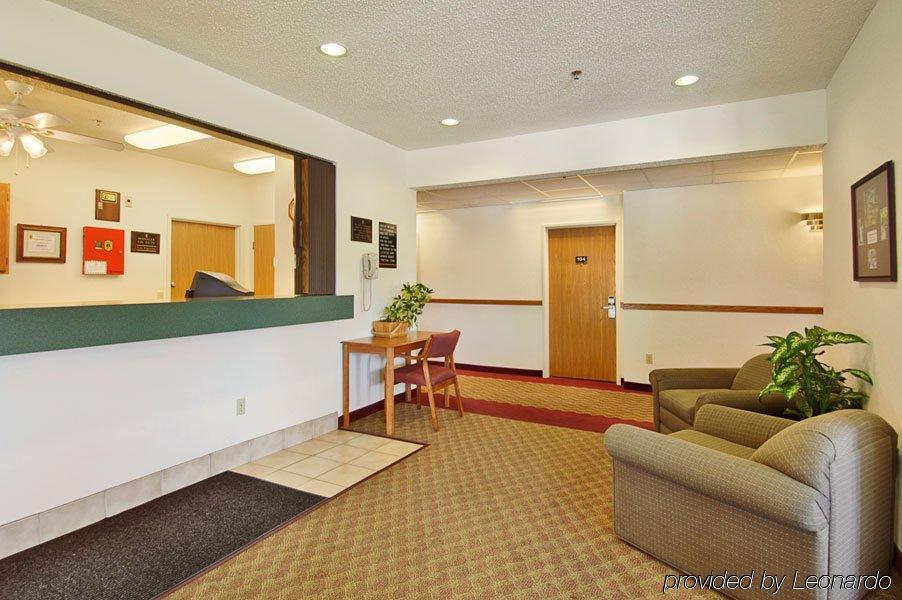 Wamego Inn And Suites インテリア 写真
